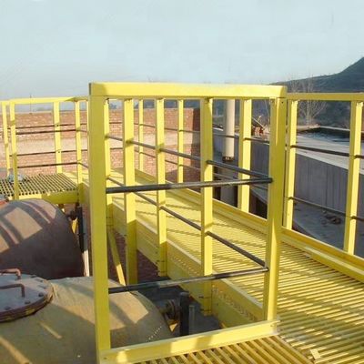 Специализированный дизайн Приемлемые рукоятки стекловолокнистых квадратных труб для устойчивости к химическим веществам