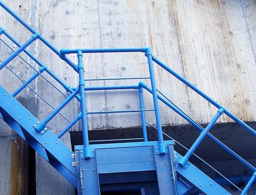 Промышленный дизайн GFRP FRP лестницы для изоляции и коррозионной устойчивости
